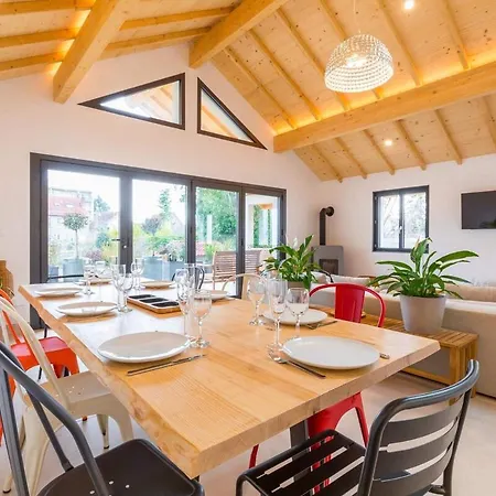 Holiday home La Balzac Dijon